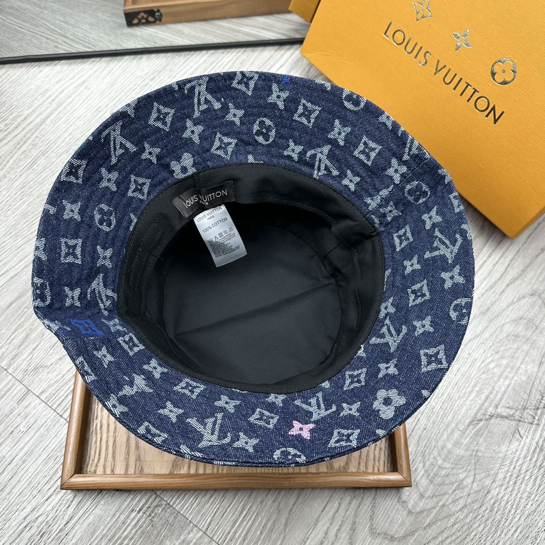 Louis Vuitton Caps